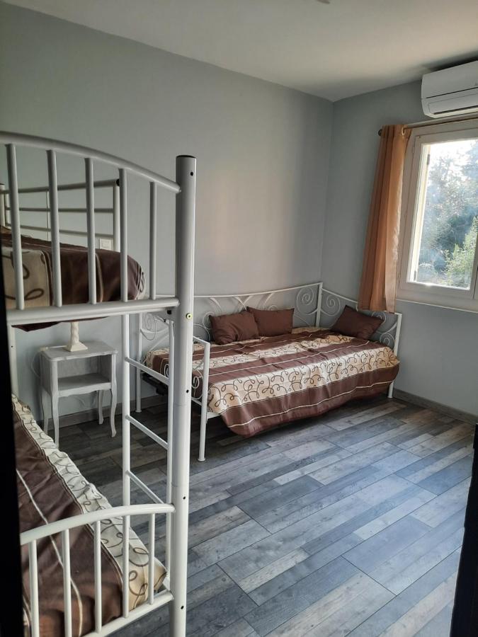 Maison Sur 2000M² D'Espace Vert. Bessan Esterno foto